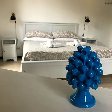 Cosmopolitan 4*