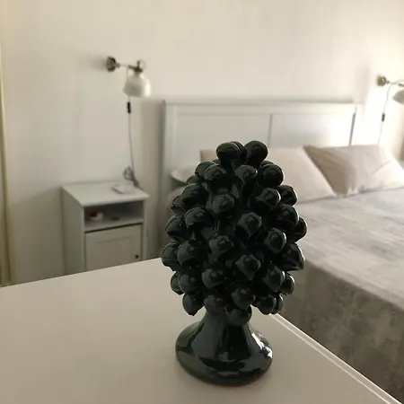 Cosmopolitan Palermo Gæstehus 4*