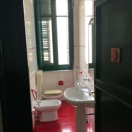 Cosmopolitan Palermo 4*